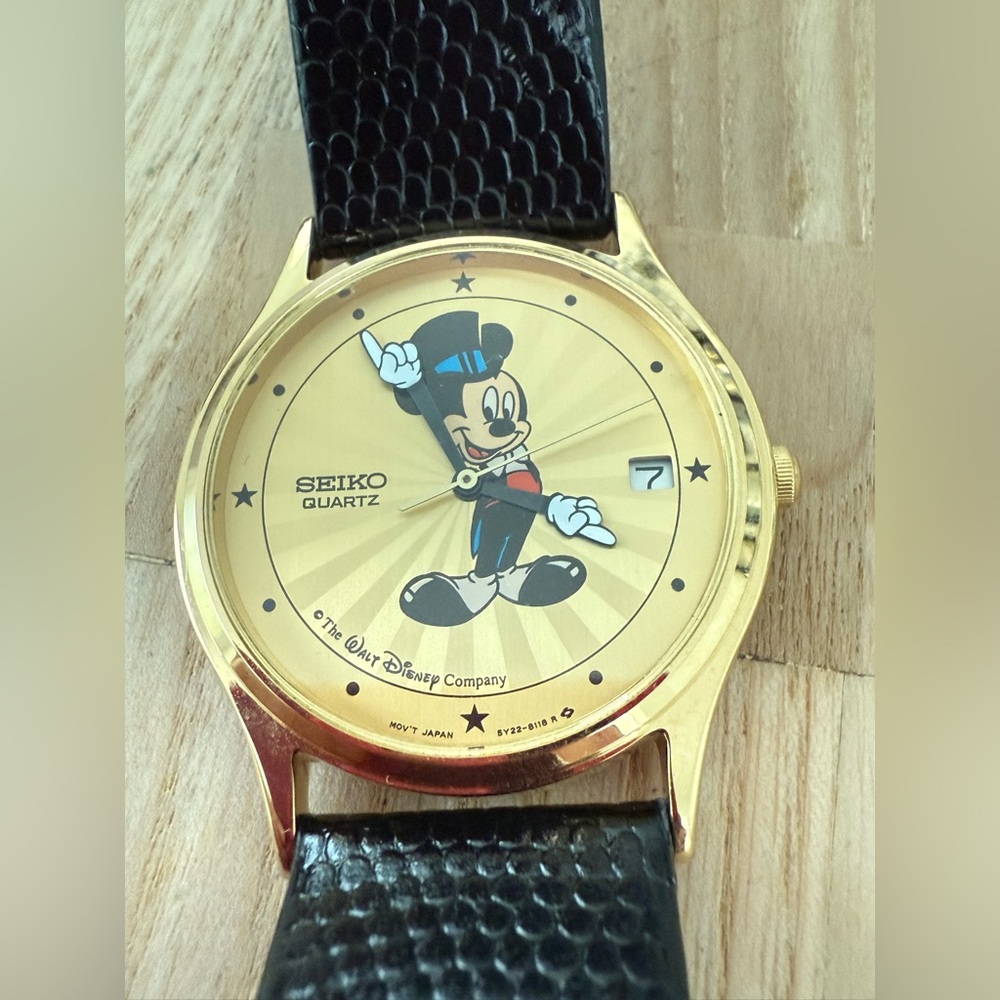Rare vintage Seiko Disney Mickey Mouse gold tone black leather watch NEW BATTERY